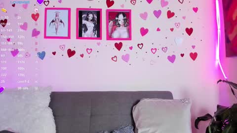 Snapshot of artmiajoy chatting on March 5, 2:01 pm MIA OF artmiajoy online show from March 5, 2:01 pm