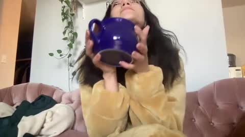 Audrey online show from December 25, 7:45 pm