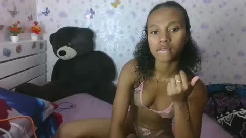 artsloveyou online show from April 19, 6:56 am