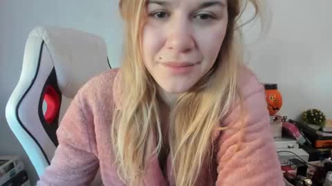 MIA online show from February 5, 7:39 am