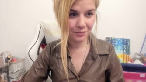 MIA online show from November 17, 12:27 am