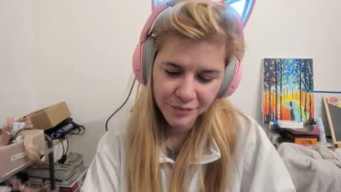 MIA online show from December 2, 7:53 pm