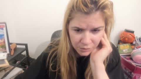 MIA online show from April 16, 10:27 am