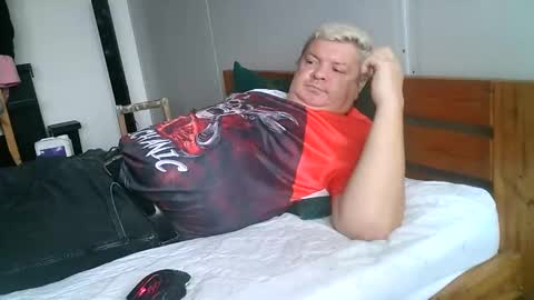 artuditu36 online show from October 14, 9:54 am