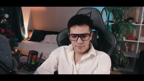 Artur Cumalot online show from December 16, 7:48 am