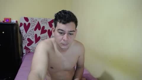 Snapshot of arvahot69 chatting on October 6, 10:45 am arvahot69 online show from October 6, 10:45 am