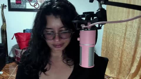 Arya Miller online show from June 3, 4:59 am