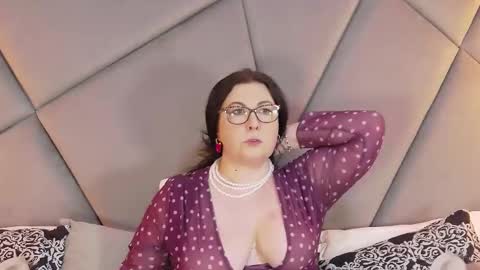 Aryana online show from February 23, 6:33 am