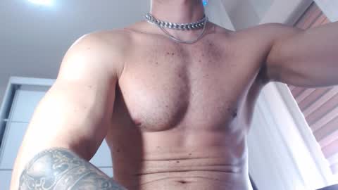 Snapshot of aryanaian1 chatting on February 5, 7:39 am AryanAian1 online show from February 5, 7:39 am