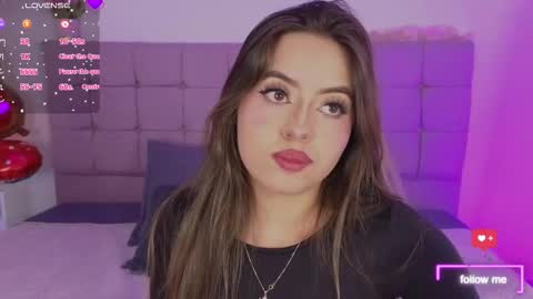 arycooper_ online show from March 13, 1:07 pm