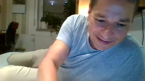 Snapshot of as660660 chatting on September 12, 8:31 pm as660660 online show from September 12, 8:31 pm