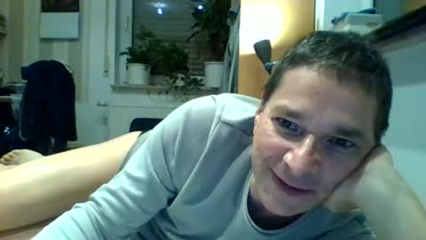 Snapshot of as660660 chatting on November 2, 10:01 pm as660660 online show from November 2, 10:01 pm