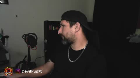 devilPup75 online show from July 17, 6:31 am
