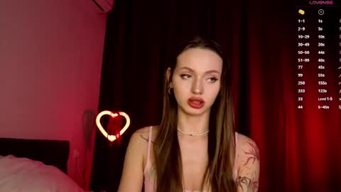 Snapshot of ash__care chatting on July 26, 7:10 pm Alice online show from July 26, 7:10 pm