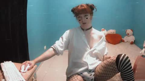 Snapshot of ash__star chatting on November 15, 11:54 pm Ash online show from November 15, 11:54 pm