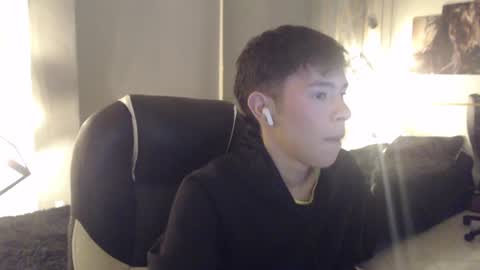 ash_kai online show from June 26, 8:02 pm