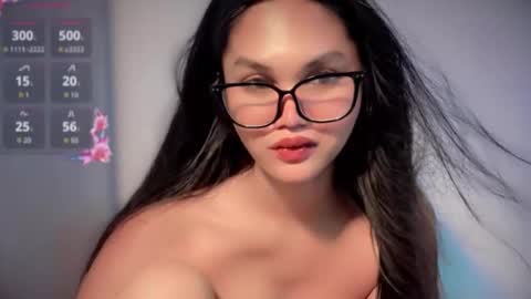 Snapshot of ash_sexdoll chatting on April 26, 4:21 am ASH online show from April 26, 4:21 am