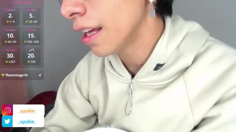 Ash online show from February 18, 4:25 pm