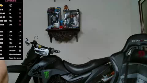 ash_wingrant online show from September 11, 12:49 pm