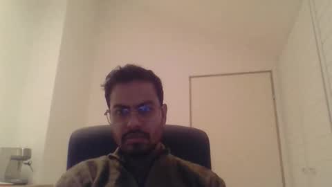 Snapshot of asharma1984xyz chatting on February 3, 5:07 pm asharma1984xyz online show from February 3, 5:07 pm