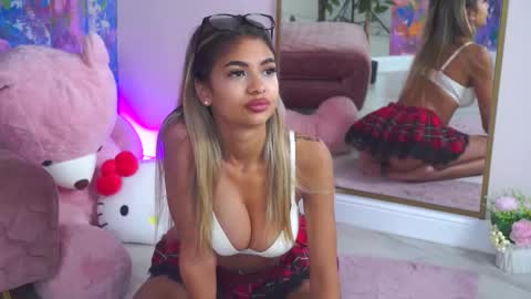 Asha online show from November 12, 11:54 am