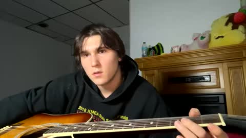 Snapshot of ashbuyersss chatting on February 2, 11:21 pm ashbuyersss online show from February 2, 11:21 pm