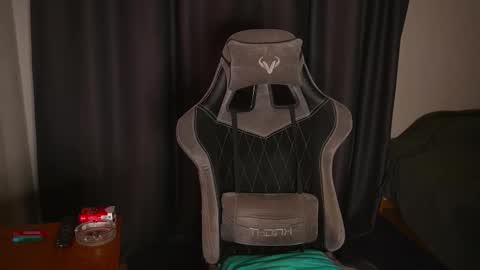 Jerk Machine online show from December 1, 1:05 pm