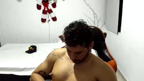 ashlan_king online show from December 17, 4:07 am