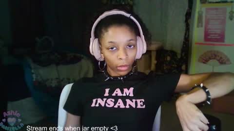 Snapshot of ashledaniella chatting on February 3, 12:58 am Ashle online show from February 3, 12:58 am