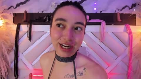 Snapshot of ashley_7777 chatting on April 19, 6:10 pm ashley_7777 online show from April 19, 6:10 pm