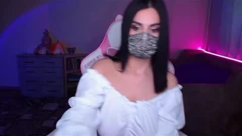 Snapshot of ashley__cooper__ chatting on February 7, 3:23 am   Yasmina   online show from February 7, 3:23 am