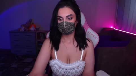 Snapshot of ashley__cooper__ chatting on February 23, 5:56 am   Yasmina   online show from February 23, 5:56 am