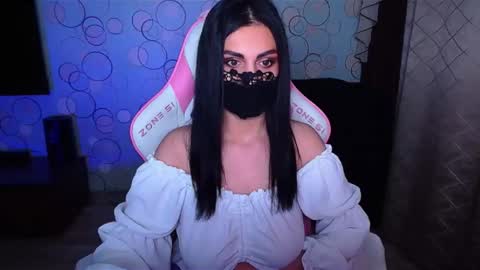   Yasmina   online show from November 12, 4:35 am