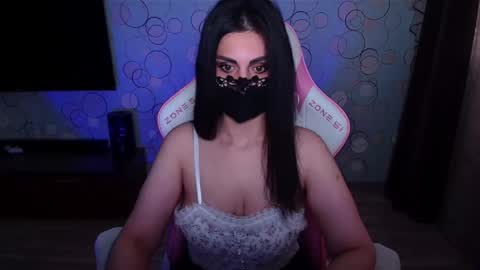   Yasmina   online show from May 26, 5:14 am