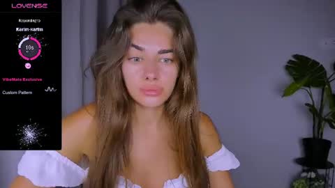 Snapshot of ashley__jess chatting on July 18, 7:50 pm Ashley online show from July 18, 7:50 pm