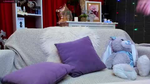 Snapshot of ashley__rous chatting on January 6, 1:42 am Ashley online show from January 6, 1:42 am