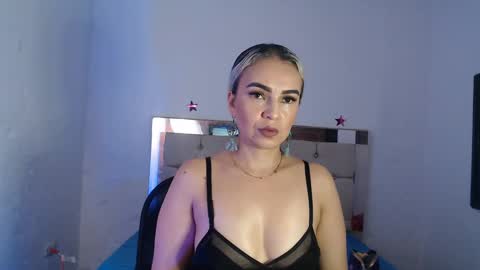 ashley__tylor online show from February 24, 2:51 am