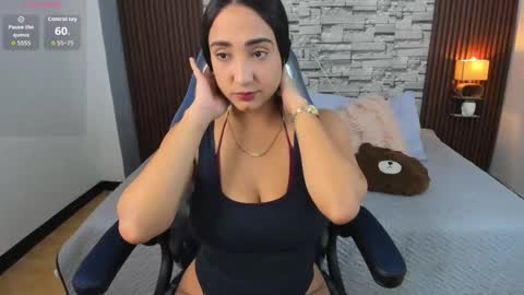 Snapshot of ashley_bennet_ chatting on February 22, 7:51 am Ashley online show from February 22, 7:51 am