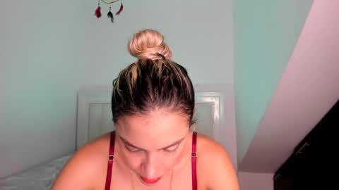 ashley_blair online show from January 29, 8:25 pm