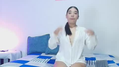 Snapshot of ashley_blazze chatting on June 17, 11:34 am Ashley Blazze online show from June 17, 11:34 am