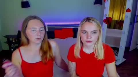 Snapshot of ashley_crashly chatting on July 24, 8:01 am Alina online show from July 24, 8:01 am
