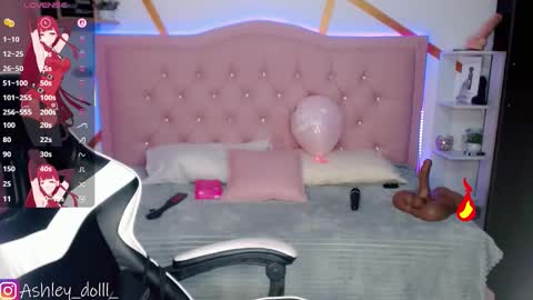 Ashley online show from November 5, 9:26 pm