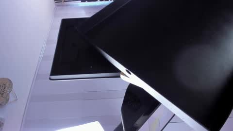 ASHLEY online show from December 18, 4:06 pm