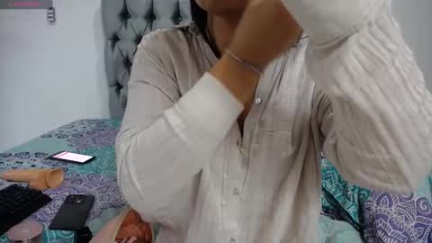 ashley online show from February 14, 5:19 am