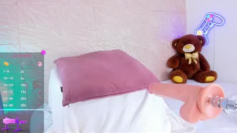 Ashley online show from March 6, 5:00 pm