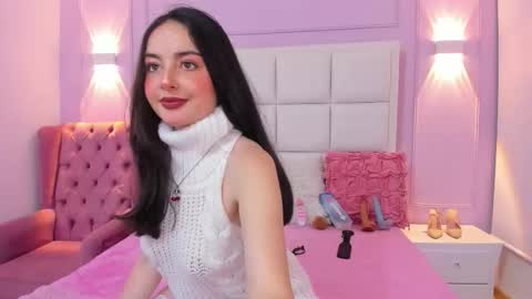 ashley_petit online show from February 13, 1:07 pm