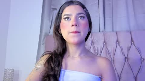 Snapshot of ashley_piinkk chatting on March 7, 9:51 am Ashley online show from March 7, 9:51 am