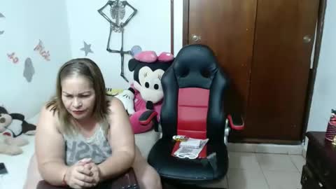 Snapshot of ashley_pink11 chatting on October 21, 1:06 am ashley pink11 online show from October 21, 1:06 am