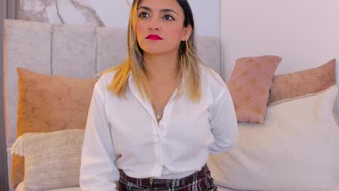 Camila online show from January 28, 8:26 pm