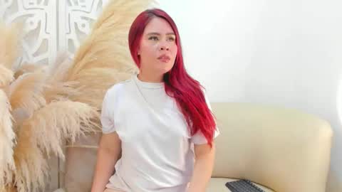 ashley_stone7 online show from December 21, 7:54 pm